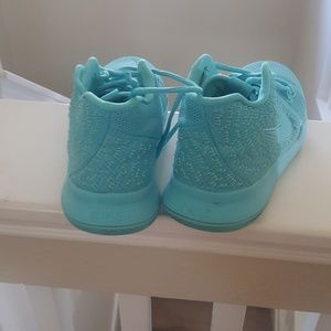 Kyrie Tiffany Blue